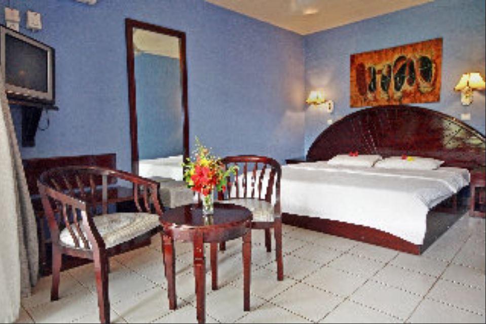 Senegambia Beach Hotel Кололи Екстериор снимка