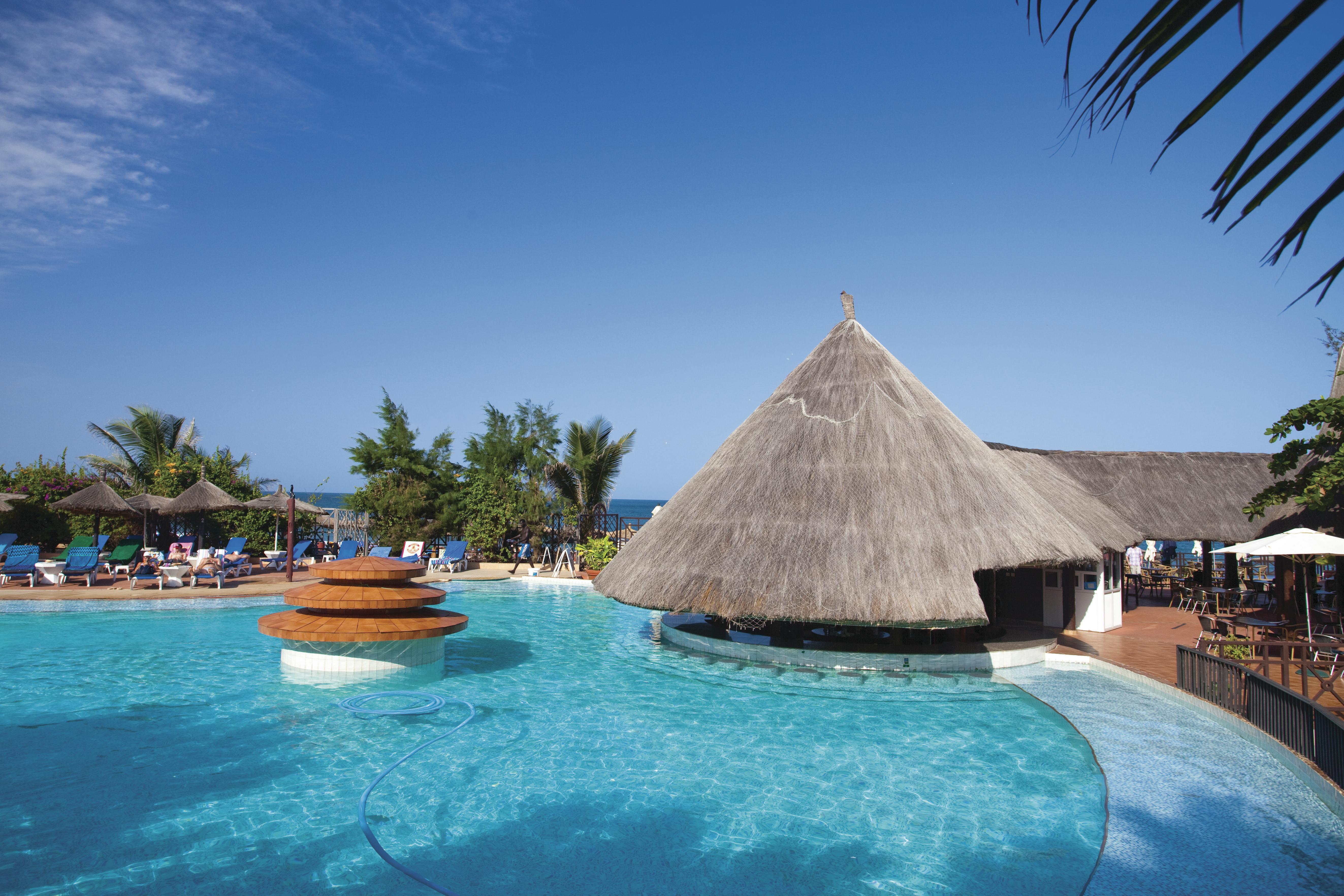 Senegambia Beach Hotel Кололи Екстериор снимка