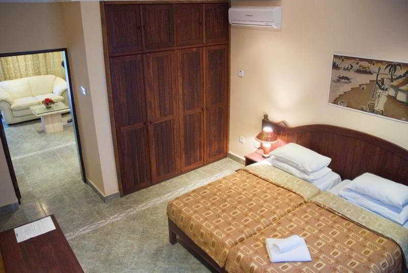 Senegambia Beach Hotel Кололи Екстериор снимка