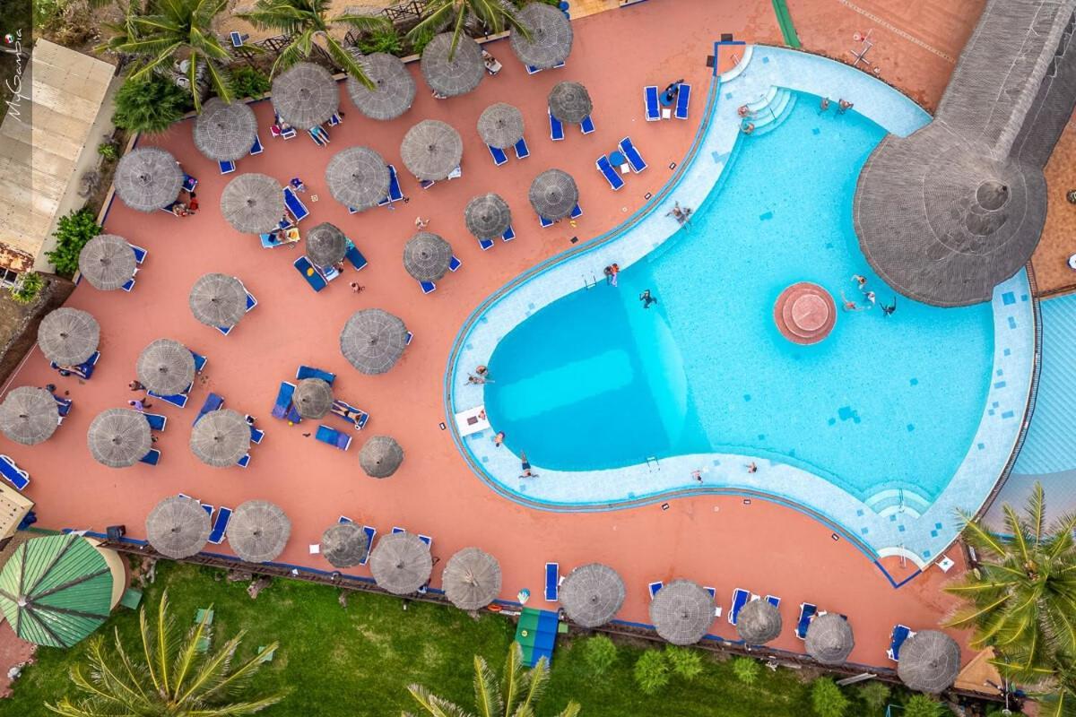 Senegambia Beach Hotel Кололи Екстериор снимка