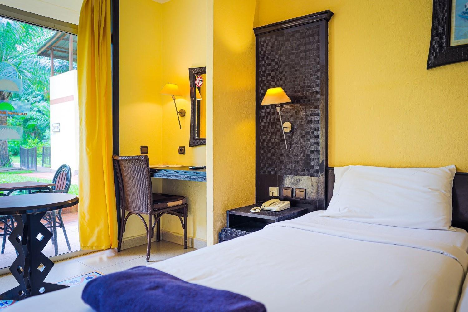 Senegambia Beach Hotel Кололи Екстериор снимка