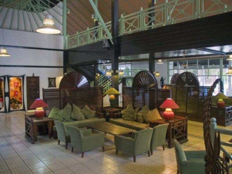 Senegambia Beach Hotel Кололи Екстериор снимка